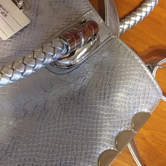 GALiAN - Picture 4 of 4